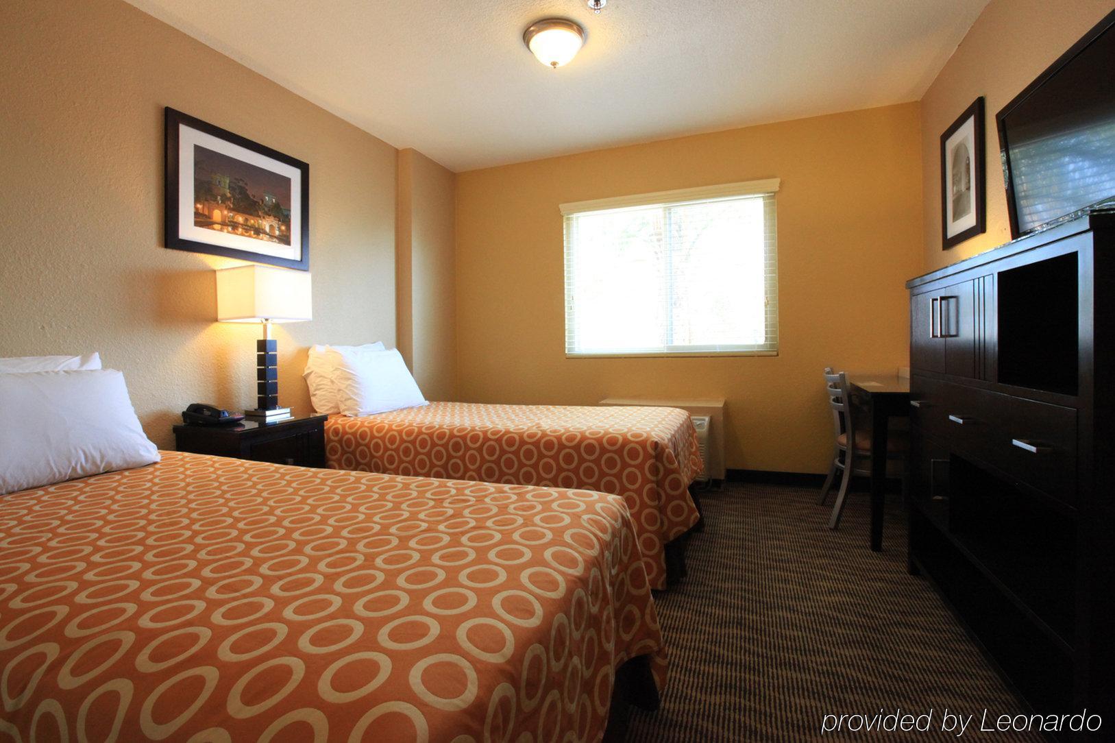 Quality Inn San Diego Downtown North Quarto foto