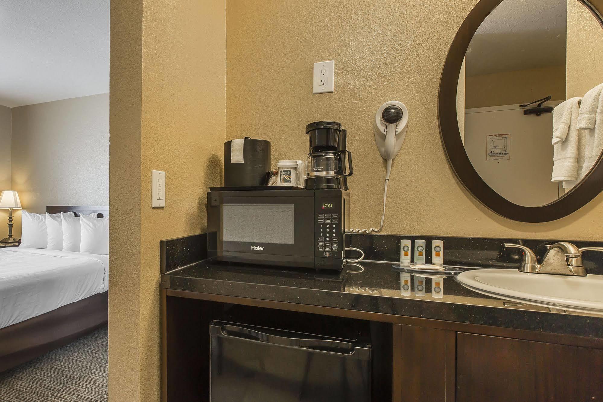 Quality Inn San Diego Downtown North Exterior foto