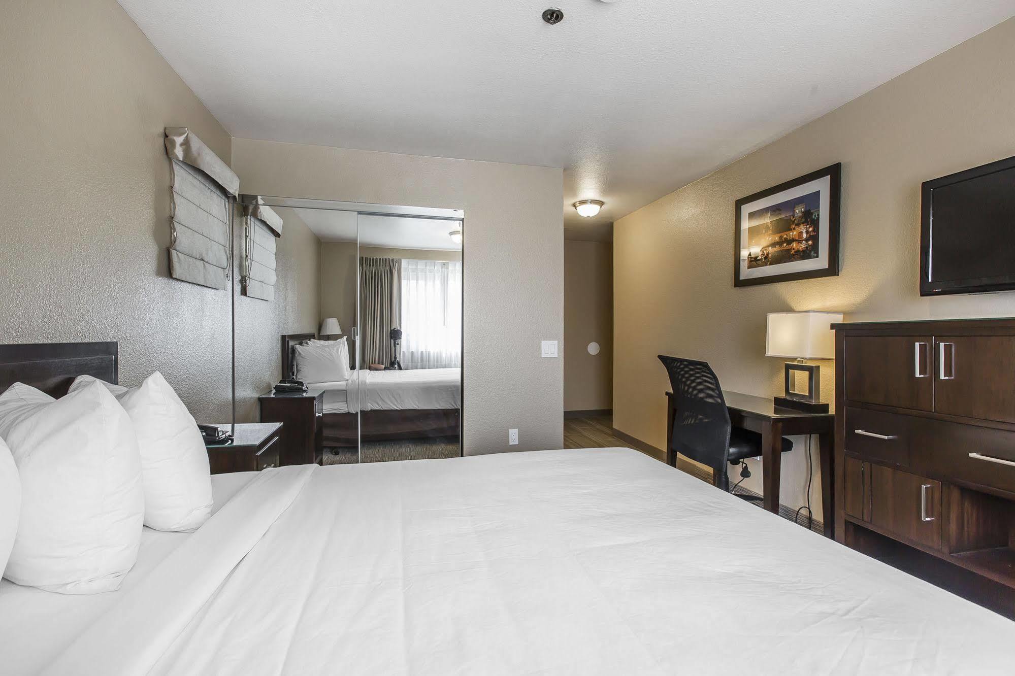 Quality Inn San Diego Downtown North Exterior foto